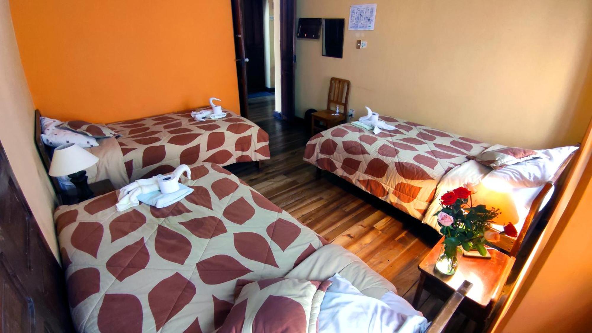 La Colonial Hotel *