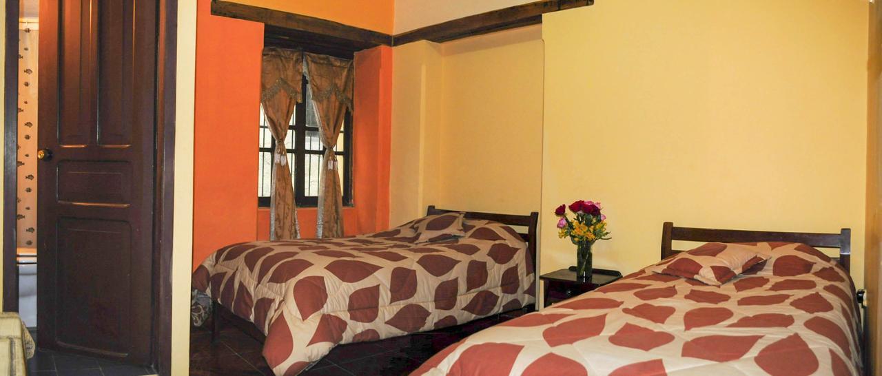 La Colonial Hotel *